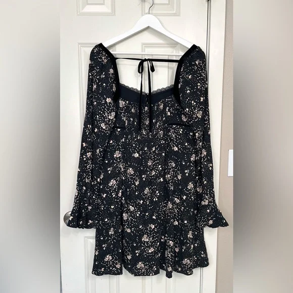 Free People Tess Mini Dress NWOT - Picture 2 of 7